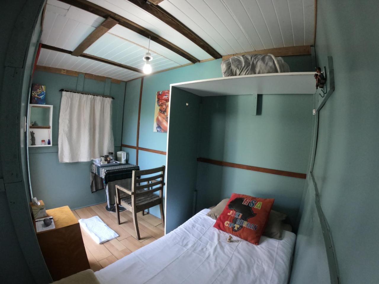 Bed and Breakfast Leo'S Den Фисхук Экстерьер фото